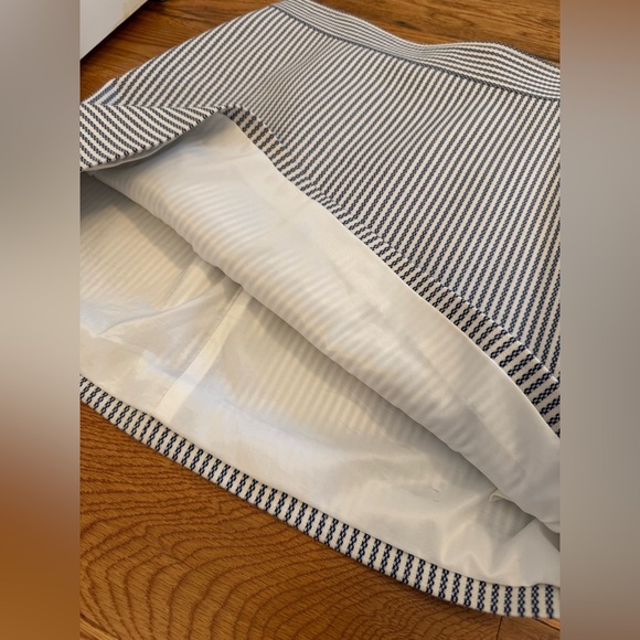 Theory Blue and White Striped Mini Skirt Size 6 - Picture 4 of 12